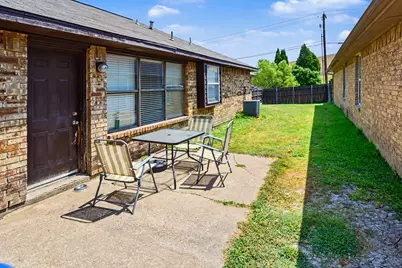 1024 Old Barn Lane, Mesquite, TX 75149 - Photo 4