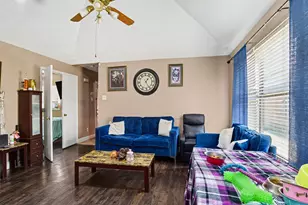 1024 Old Barn Ln, Mesquite, TX 75149 - Photo 8