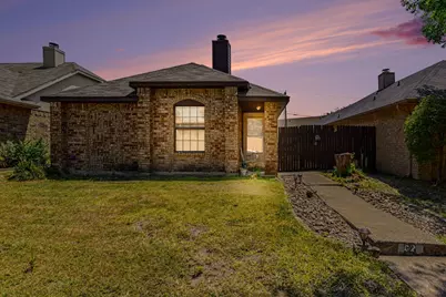 1024 Old Barn Lane, Mesquite, TX 75149 - Photo 1