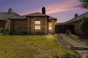 1024 Old Barn Ln, Mesquite, TX 75149 - Photo 1