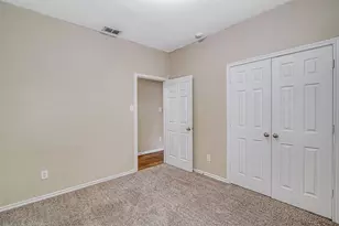 824 Walnut St, Burleson, TX 76028 - Photo 14