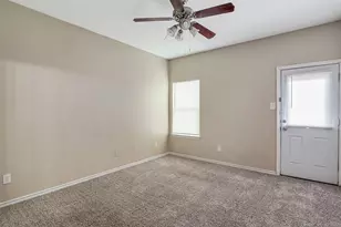 824 Walnut St, Burleson, TX 76028 - Photo 10