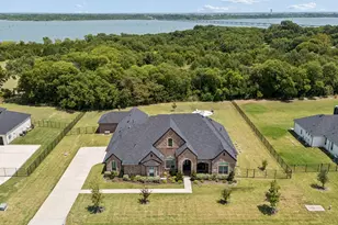 1326 Kitchens Dr, Lucas, TX 75002 - Photo 2