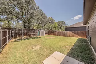 561 Concho St, Aubrey, TX 76227 - Photo 32