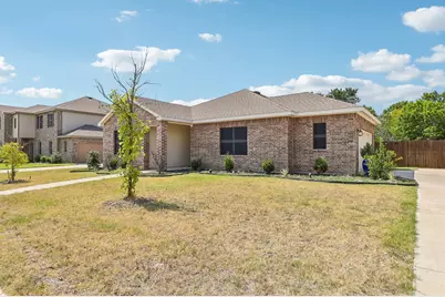 2573 Cinnamon Springs Road, Glenn Heights, TX 75154 - Photo 2