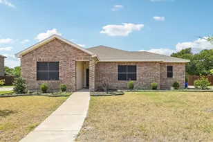 2573 Cinnamon Springs Rd, Glenn Heights, TX 75154 - Photo 1