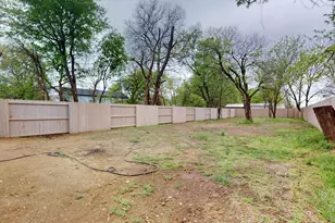 1213 Mill St, Gainesville, TX 76240 - Photo 40