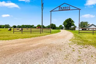 189 Co Rd 3090, Ben Franklin, TX 75415 - Photo 2