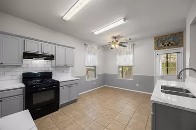 1100 Chesterfield Drive, McKinney, TX 75071 - Photo 20