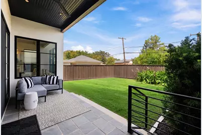 6939 Southridge Drive, Dallas, TX 75214 - Photo 32