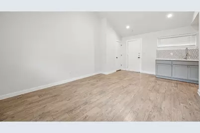 5018 San Jacinto Street #210, Dallas, TX 75206 - Photo 8