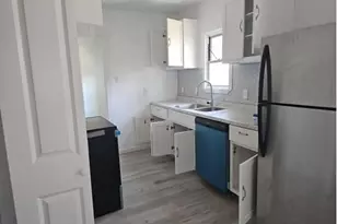 2734 Burchill Rd, Fort Worth, TX 76105 - Photo 6