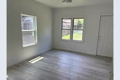2734 Burchill Road, Fort Worth, TX 76105 - Photo 2