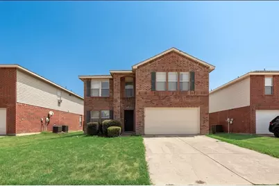 3016 Cesareo Drive, Grand Prairie, TX 75052 - Photo 2