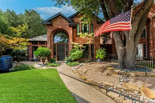 15 Country Club Pl, Waxahachie, TX 75165 - Photo 2