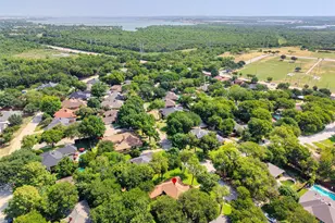 3704 Dahlia Dr, Grand Prairie, TX 75052 - Photo 8