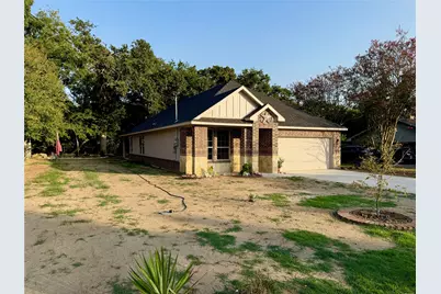 1093 Oak Ridge Drive, Oak Ridge, TX 75160 - Photo 2
