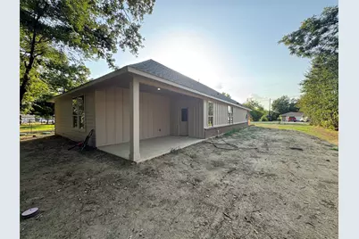 1093 Oak Ridge Drive, Oak Ridge, TX 75160 - Photo 28