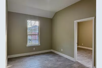 1093 Oak Ridge Drive, Oak Ridge, TX 75160 - Photo 16
