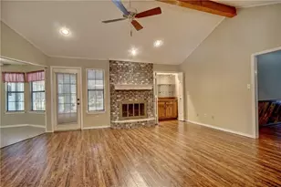 5705 Royal Club Dr, Arlington, TX 76017 - Photo 6
