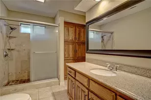 5705 Royal Club Dr, Arlington, TX 76017 - Photo 16