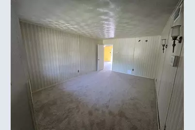 212 N Longacre Lane, Dallas, TX 75217 - Photo 10