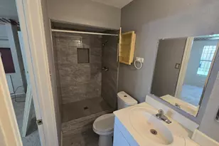 212 N Longacre Ln, Dallas, TX 75217 - Photo 6