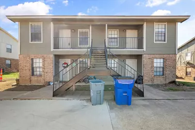 606 Kings Way Drive #C, Mansfield, TX 76063 - Photo 2