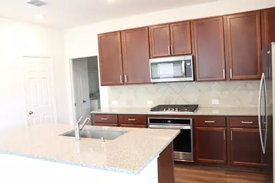 1012 West Drive, Aubrey, TX 76227 - Photo 8