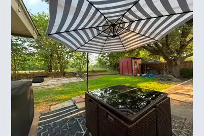 1824 Briar Run, Benbrook, TX 76126 - Photo 36