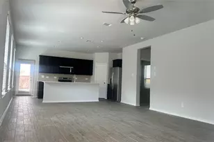 1713 Mdw Crst Dr, Aubrey, TX 76227 - Photo 2