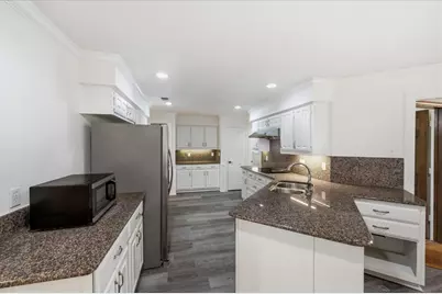 2669 Daffodil Drive, Richardson, TX 75082 - Photo 10