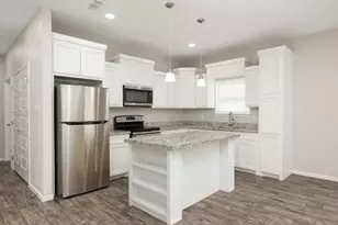 904 N Kentucky St, Alton, TX 78573 - Photo 2