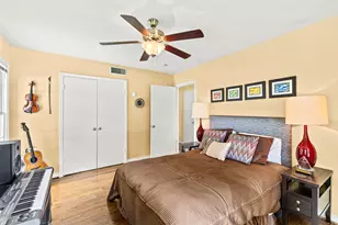 9919 Gooding Dr, Dallas, TX 75220 - Photo 24