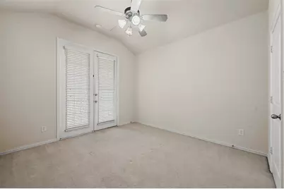 8732 Laurel Canyon Road, Irving, TX 75063 - Photo 22
