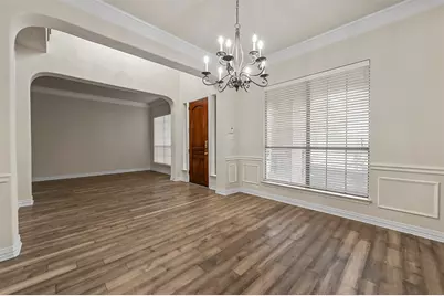8732 Laurel Canyon Road, Irving, TX 75063 - Photo 4
