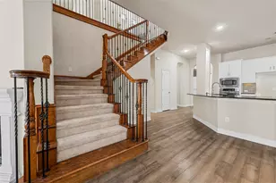 8732 Laurel Canyon Rd, Irving, TX 75063 - Photo 10