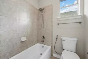 8732 Laurel Canyon Rd, Irving, TX 75063 - Photo 24