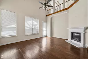 8732 Laurel Canyon Rd, Irving, TX 75063 - Photo 6