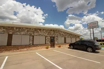 209 E Fair Street, Kaufman, TX 75142 - Photo 1