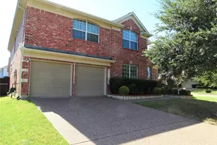 11897 Lampwick Ln, Frisco, TX 75035 - Photo 2