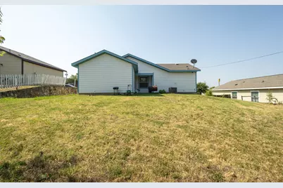 5405 Van Natta Lane, Fort Worth, TX 76112 - Photo 16