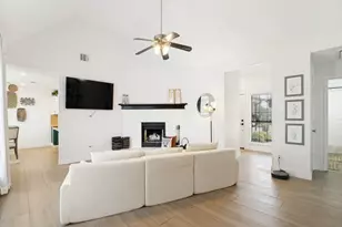 8421 Liberty Ln, Rowlett, TX 75089 - Photo 4