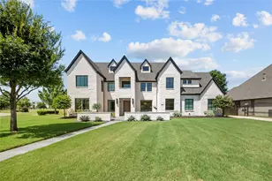 2400 Oak Bend Ct, Southlake, TX 76092 - Photo 2