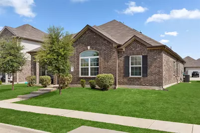 2057 Buttonwood Street, Lancaster, TX 75146 - Photo 2