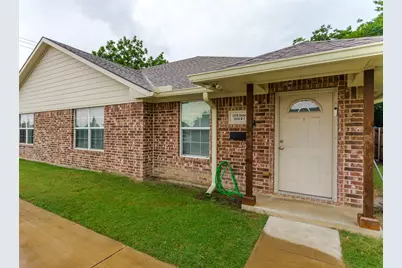 616 W Denton Street, Ennis, TX 75119 - Photo 2