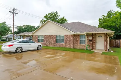 616 W Denton Street, Ennis, TX 75119 - Photo 1