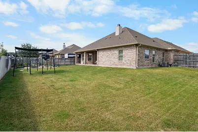 717 Wintergreen Drive, Hewitt, TX 76643 - Photo 34
