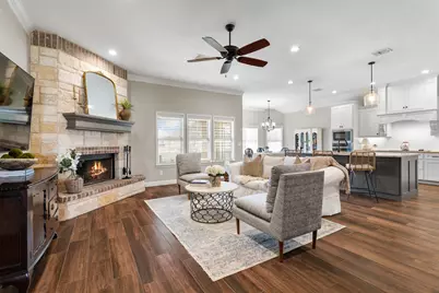 717 Wintergreen Drive, Hewitt, TX 76643 - Photo 8