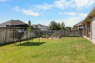717 Wintergreen Dr, Hewitt, TX 76643 - Photo 36